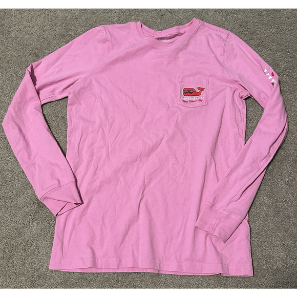 Vineyard Vines Women Small T-Shirt VALENTINES DAY Chocolate Box Whale Pink - Picture 2 of 11